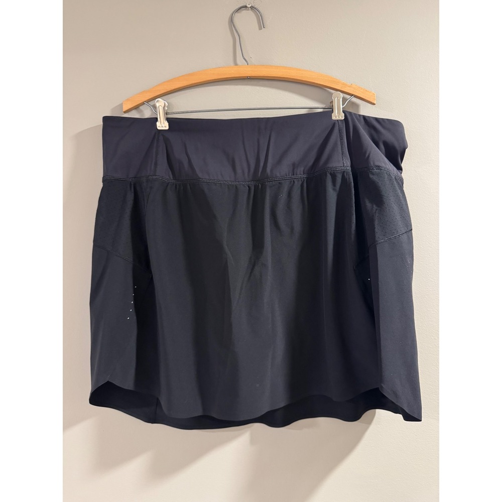 Athleta Run With It 16" Skort Size 2X Black Women's